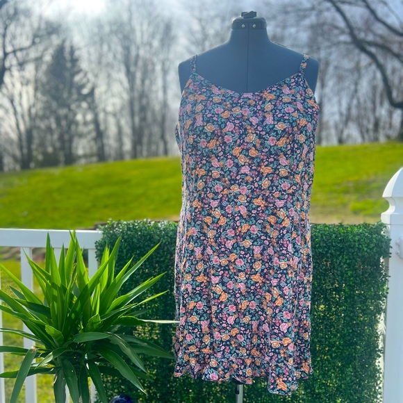 Torrid Women’s Plus Size 1 Floral Summer Mini / Midi Dress - Picture 5 of 9